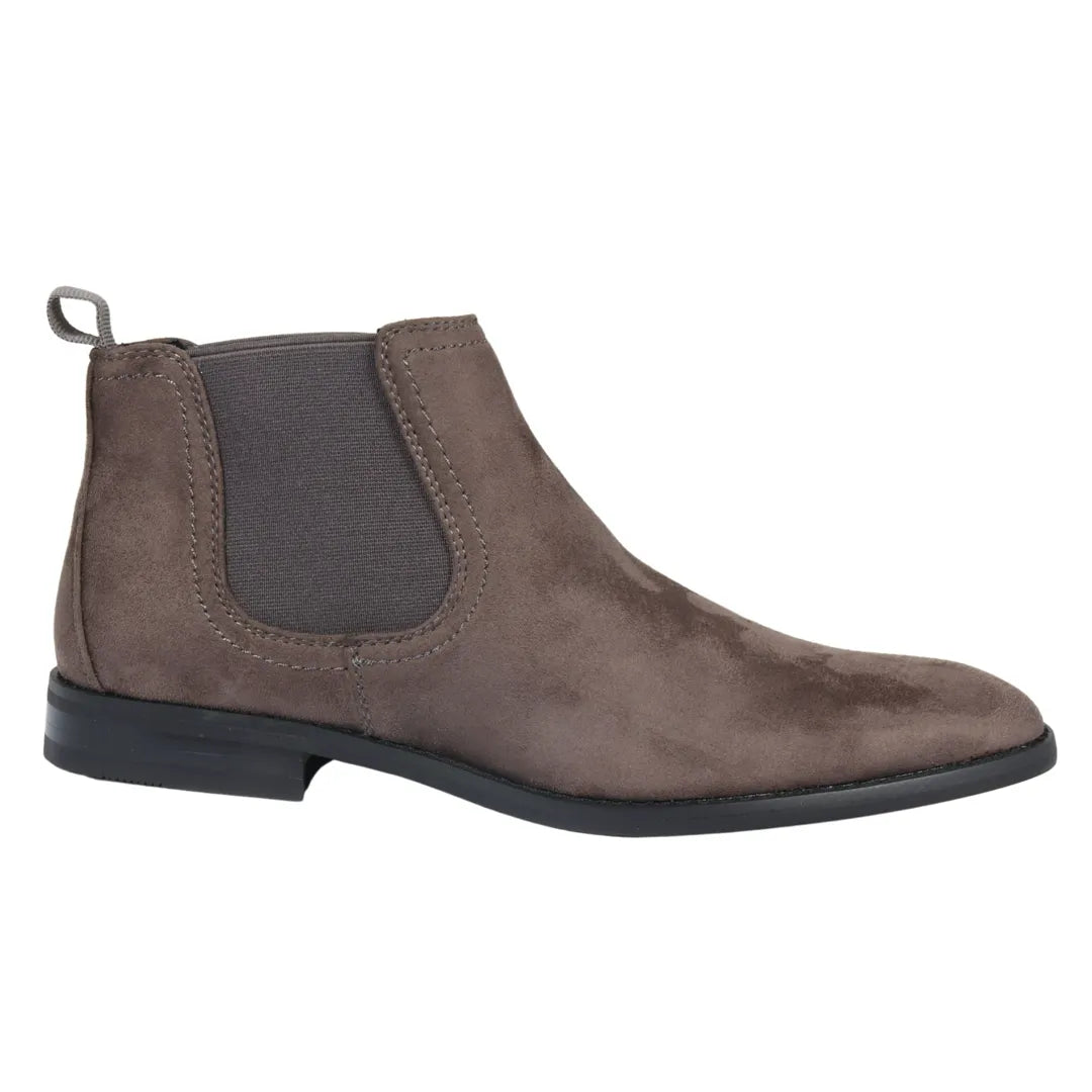 Botines Chelsea para hombre, sin cordones, de ante gris y forrados en piel.