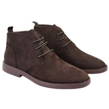 Botines Chukka Desert con cordones para hombre, color marrón.
