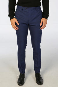 Traje de tres piezas a cuadros azul marino para hombre de Mark.