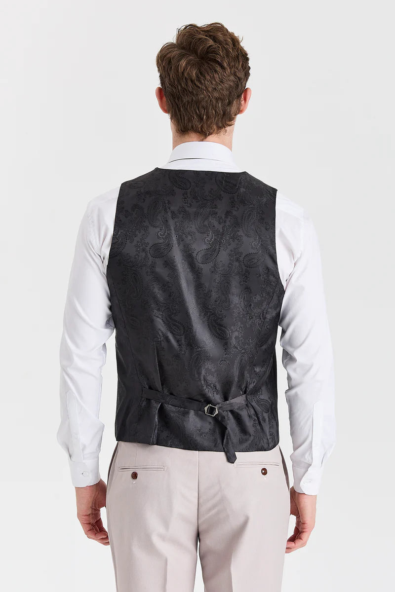 Traje Mayfair Stone texturizado con chaleco negro en contraste.