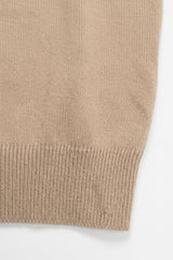 Camiseta de punto beige para hombre, corte regular, cuello redondo, manga corta.