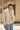 Chaqueta bomber ligera acolchada con cremallera para hombre, color beige.