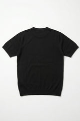 Camiseta clásica de punto negra para hombre, manga corta y cuello redondo.