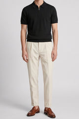 Polo de punto negro para hombre, cuello con cremallera, manga corta, tejido suave.