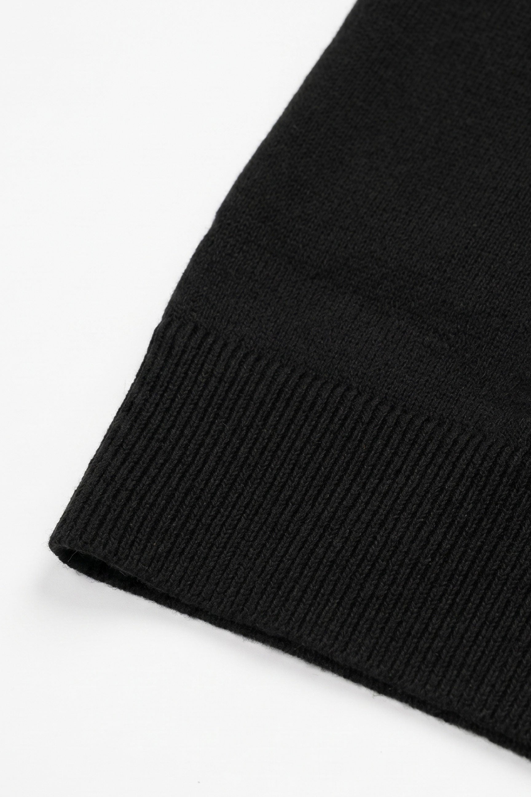 Polo de punto negro para hombre, cuello con cremallera, manga corta, tejido suave.