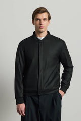 Chaqueta bomber minimalista elegante negra para hombre