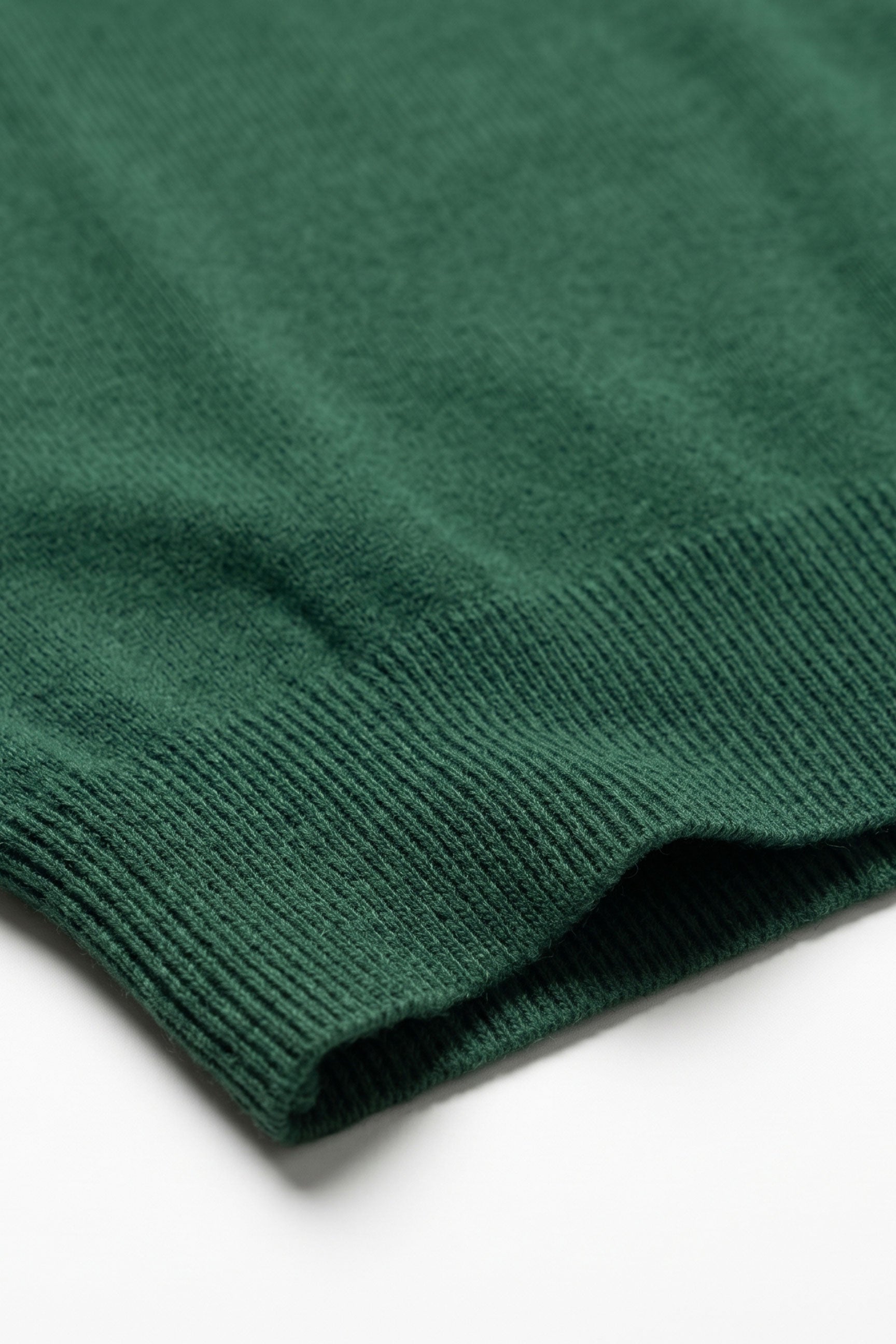 Camiseta clásica de punto verde para hombre, manga corta y cuello redondo.