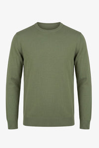 Jersey de punto verde de cuello redondo para hombre, corte regular.