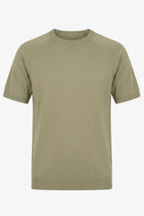 Camiseta clásica de punto color caqui para hombre, manga corta y cuello redondo.