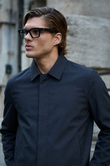 Chaqueta Harrington impermeable con cuello para hombre, color azul marino.