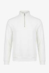 Sudadera de hombre color blanco roto con cremallera de un cuarto, mezcla de algodón y cuello alto.
