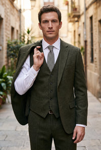 Corbata de lana con estampado de pata de gallo en blanco y negro para hombre.