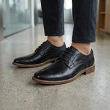 Zapatos Derby formales lisos de cuero negro pulido para hombre