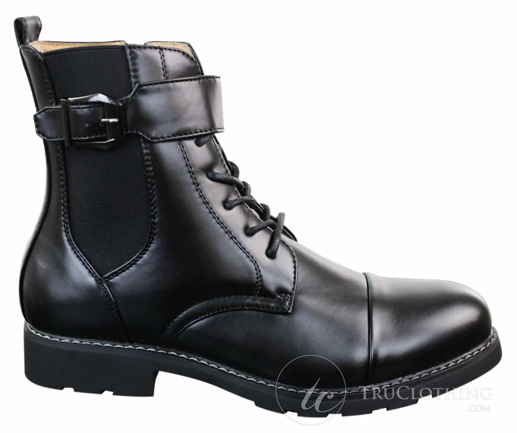 Botines negros de estilo militar para hombre, con cremallera, cordones y hebilla.