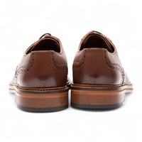 Zapatos de vestir tipo brogue de cuero marrón para hombre