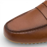 Mocasines de cuero marrón para hombre
