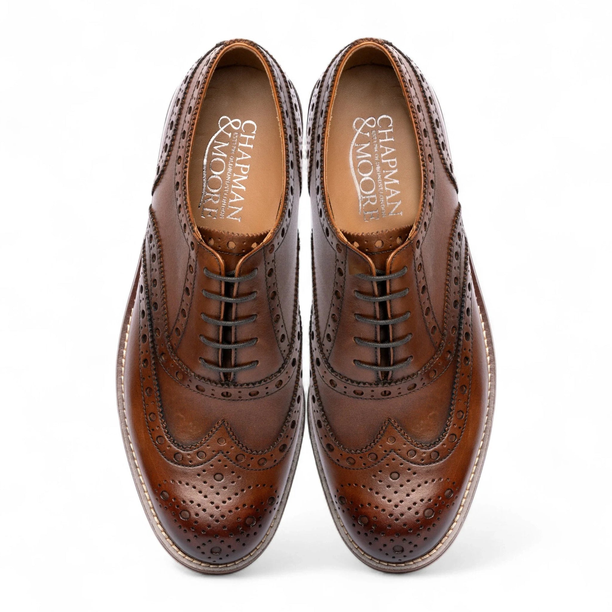 Zapatos Oxford Brogue de cuero marrón con puntera de ala para hombre