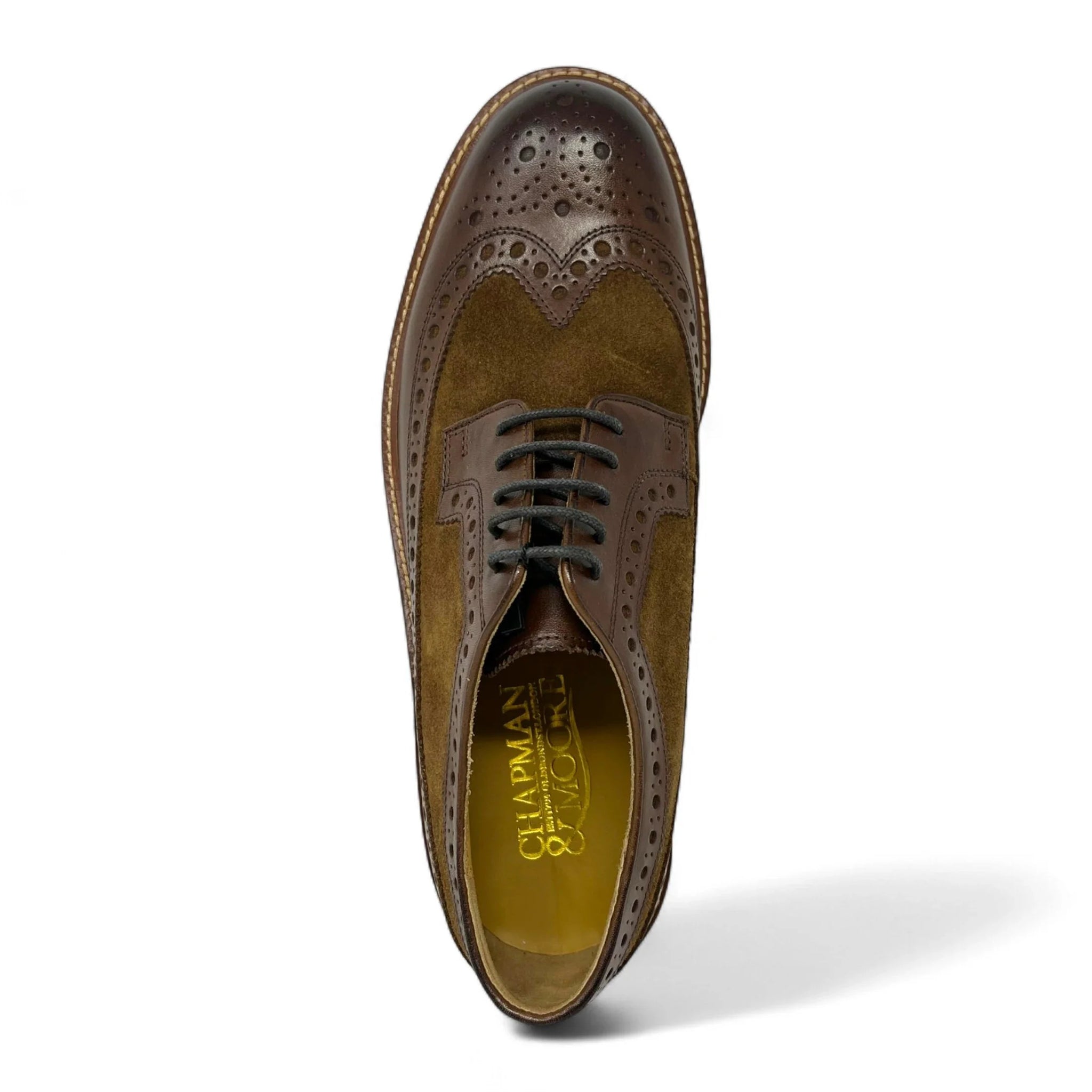 Zapatos brogue de ante marrón para hombre