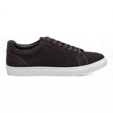 Zapatillas deportivas casuales de hombre con cordones, de ante marrón.