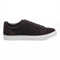Zapatillas deportivas casuales de hombre con cordones, de ante marrón.