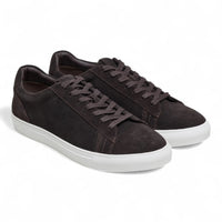 Zapatillas deportivas casuales de hombre con cordones, de ante marrón.