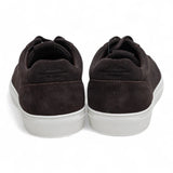 Zapatillas deportivas casuales de hombre con cordones, de ante marrón.