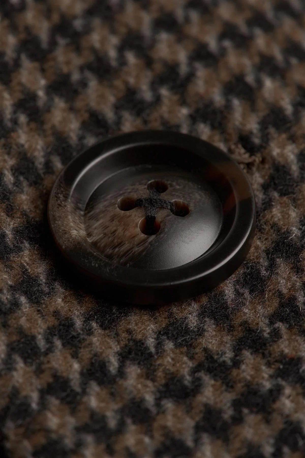 Abrigo de hombre de tweed con estampado de pata de gallo, mezcla de lana marrón