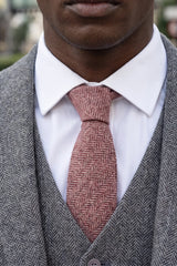 Corbata de tweed de mezcla de lana color burdeos para hombre