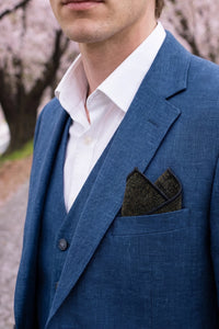 Pañuelo de bolsillo para hombre de mezcla de lana y tweed color carbón.