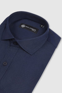 Camisa de vestir clásica para hombre con cuello abierto y puños dobles - Azul marino