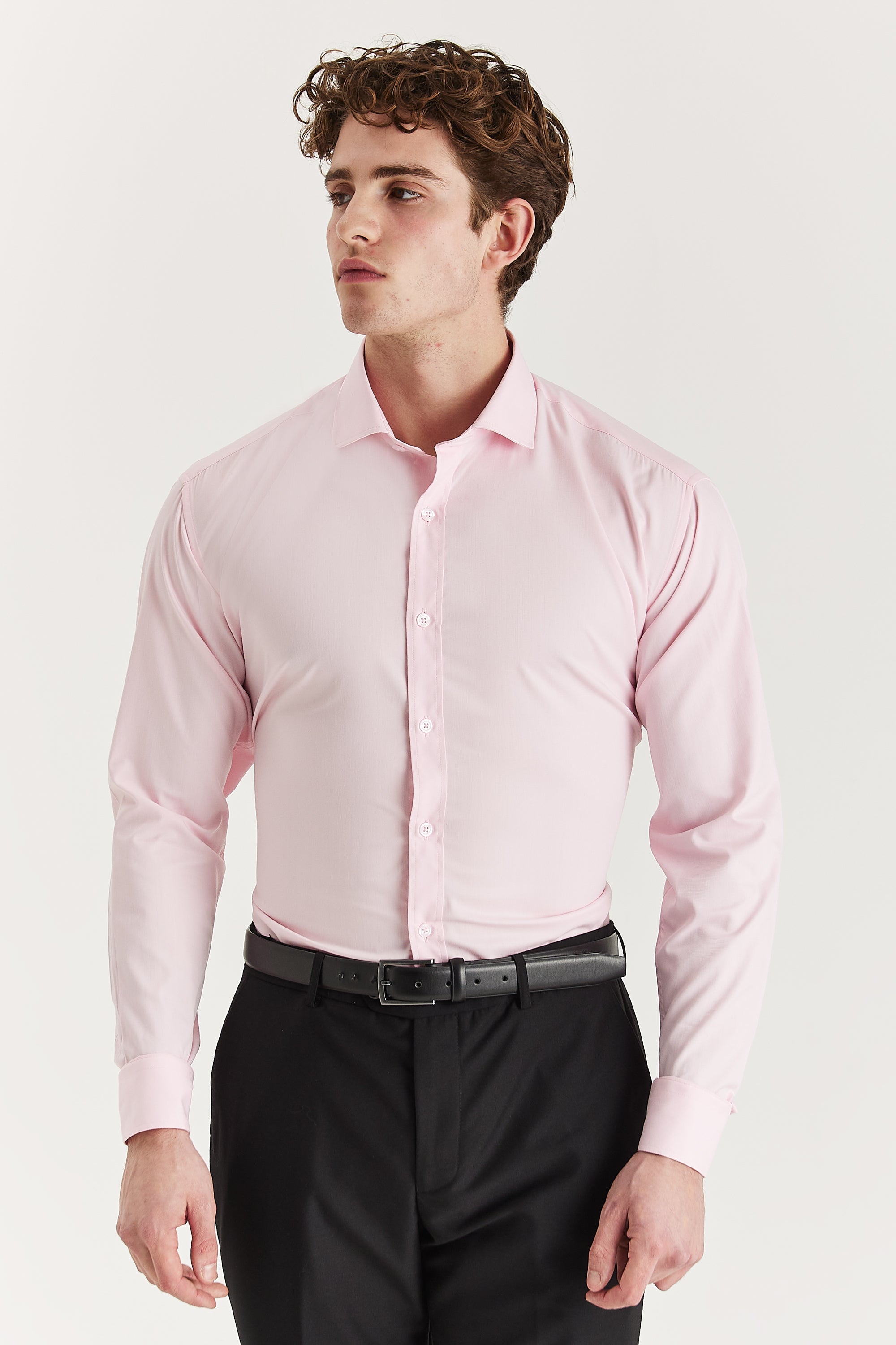 Camisa de vestir clásica para hombre con cuello abierto y puños dobles - Rosa