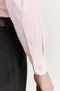 Camisa de vestir clásica para hombre con cuello abierto y puños dobles - Rosa