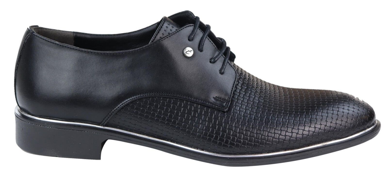 Zapatos de hombre con cordones clásicos