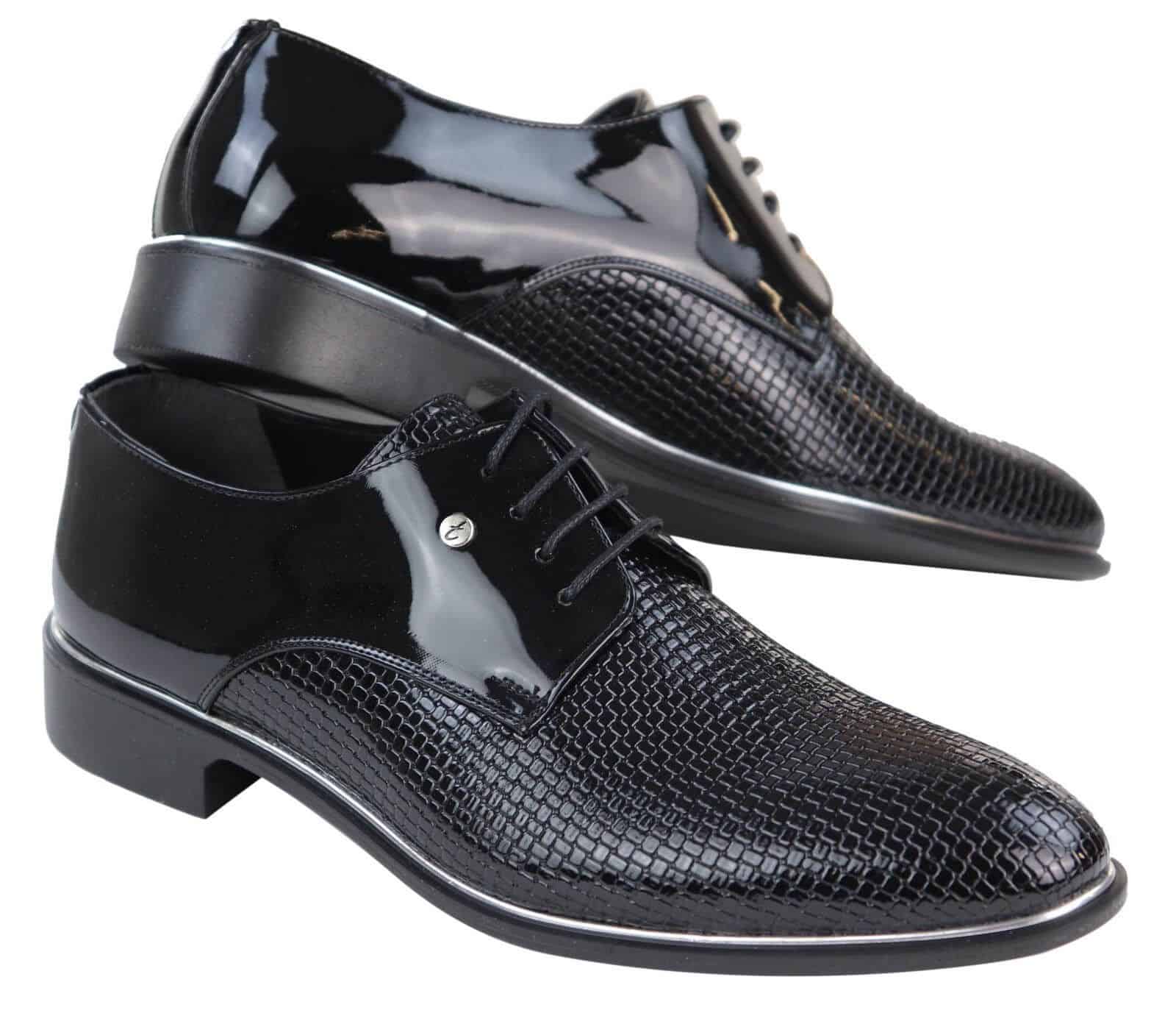 Zapatos de hombre con cordones clásicos