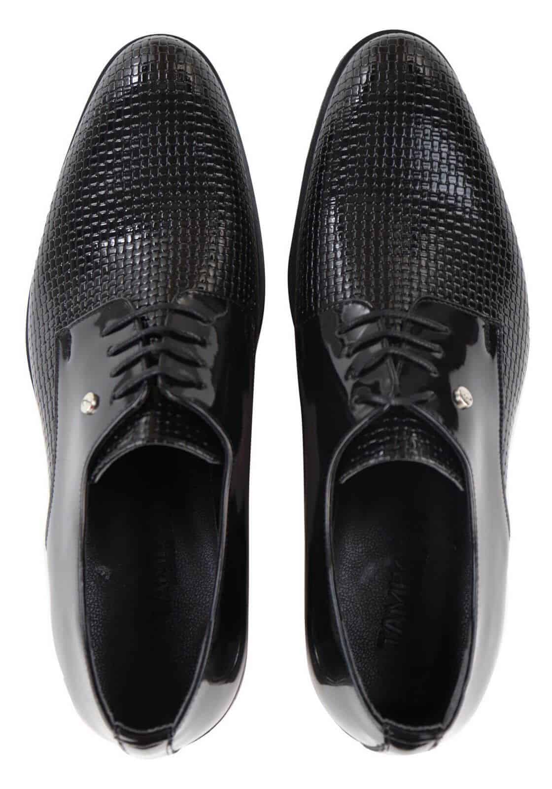Zapatos de hombre con cordones clásicos