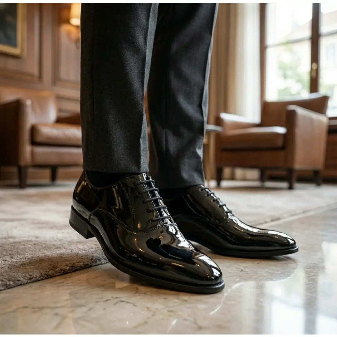 Zapatos Oxford formales de hombre de piel sintética charol.