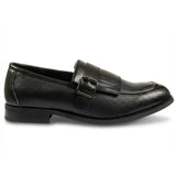 Mocasines sin cordones con hebilla y flecos para hombre