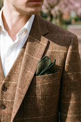 Pañuelo de bolsillo para hombre de mezcla de lana y tweed verde.