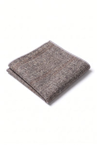 Pañuelo de bolsillo para hombre de mezcla de lana y tweed gris.