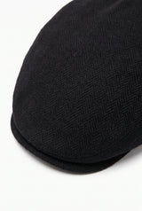 Gorra plana clásica negra para hombre