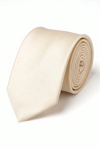 Conjunto de corbata color marfil para hombre con pañuelo de bolsillo y gemelos.