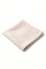 Pañuelo de bolsillo para hombre de mezcla de lana y tweed color marfil.