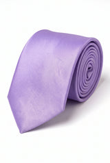 Conjunto de corbata de hombre color lavanda