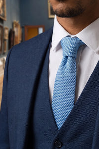 Corbata de punto azul claro para hombre