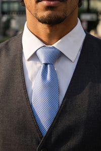 Corbata tejida texturizada azul claro para hombre