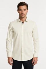 Camisa de vestir de manga larga con botones para hombre - Color crema