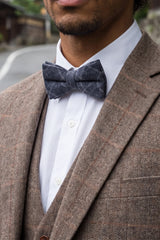 Pajarita de tweed azul marino para hombre