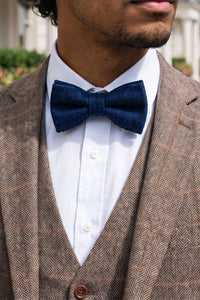 Pajarita de lana y tweed azul marino para hombre