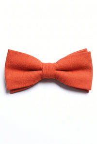 Pajarita doble de color naranja para hombre
