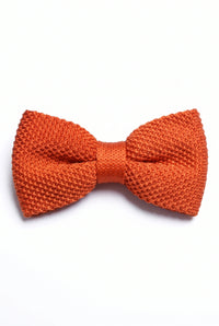 Pajarita de punto naranja para hombre